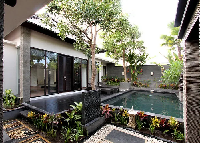 Villa Gino Feruci By Kagum *